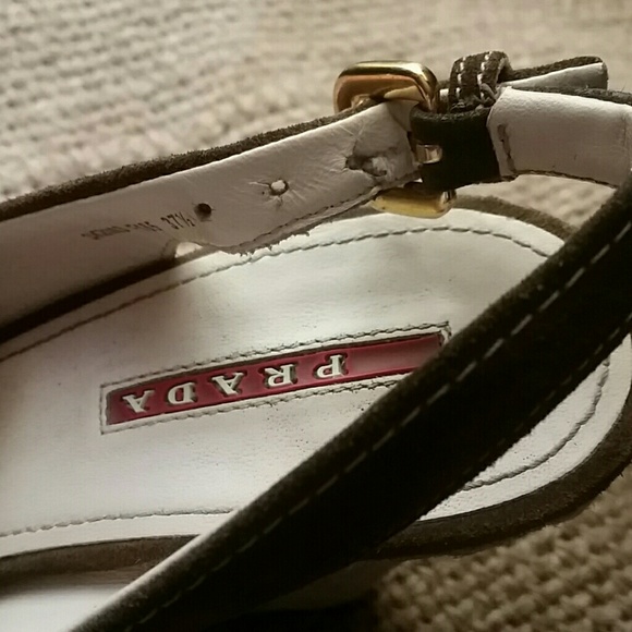 Prada  cute  bow wedges - Picture 6 of 8